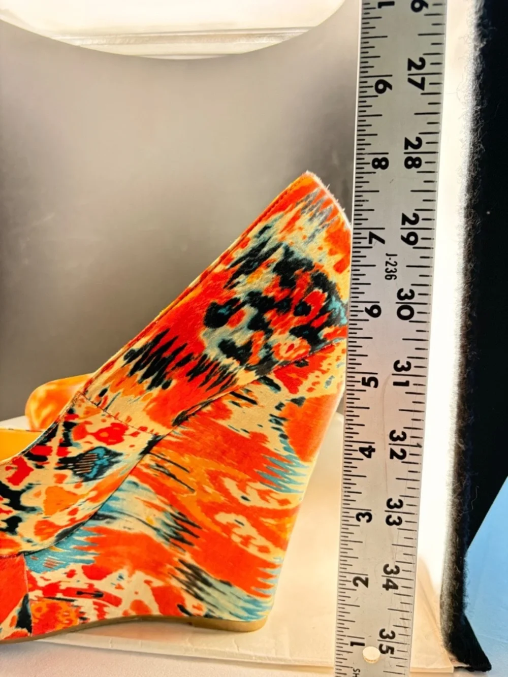 Breckelle's Platform Wedge Abstract Multicolor Fabric Women's Heels Size 9 - Picture 13 of 13